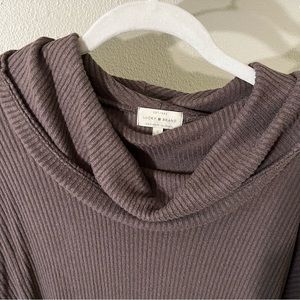 Lucky sweater